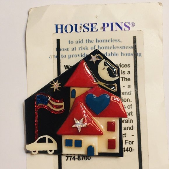 Lucinda House Pins ’ BROOCH’,  4th of July, Red White Blue Flag Star Heart Moon - Picture 5 of 6